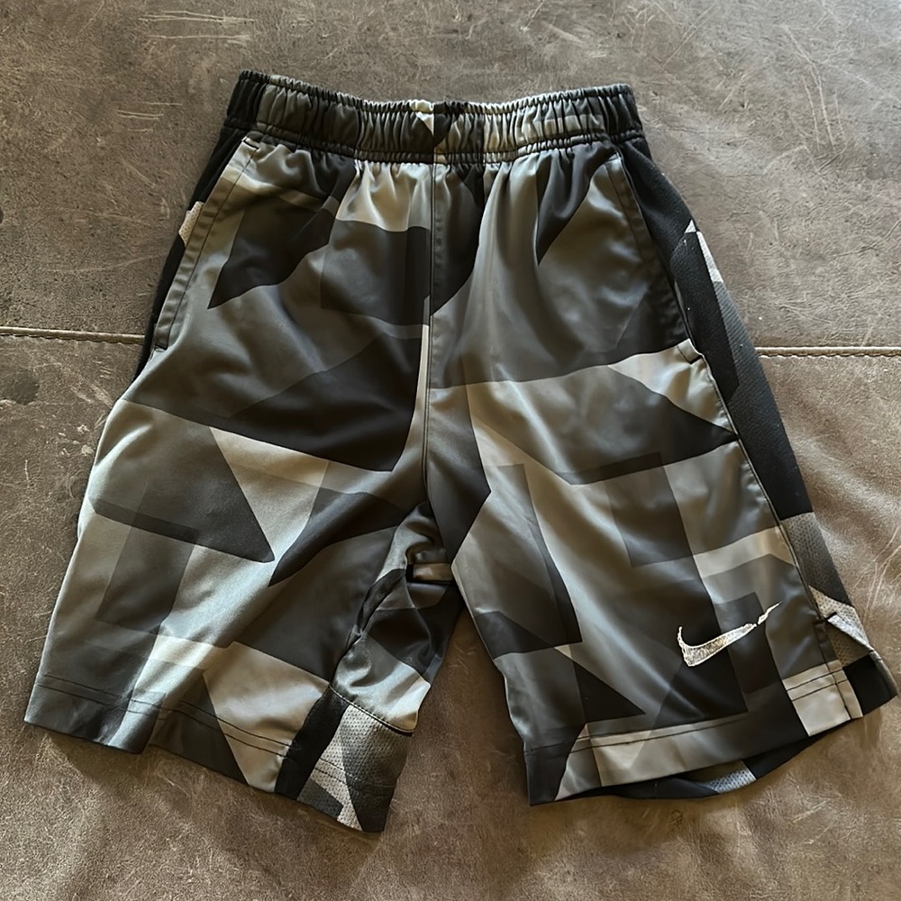 Nike boys dri fit athletic shorts